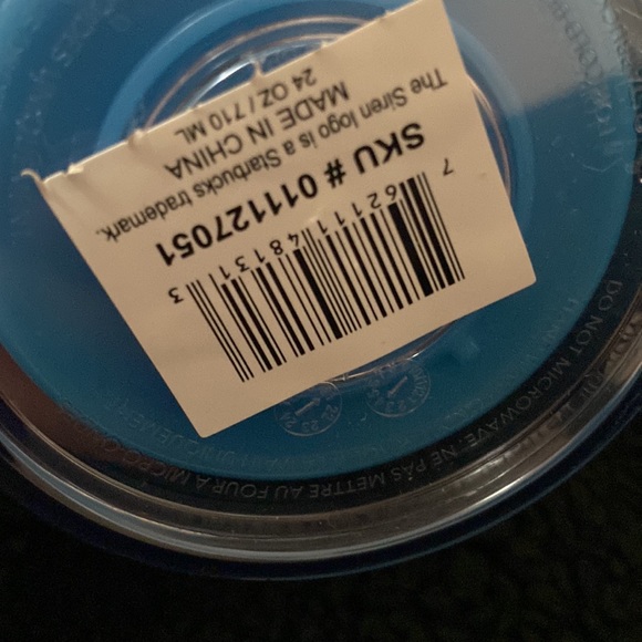 Starbucks color change cup - Picture 3 of 4